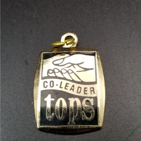 Co leader tops pendant. P149 - Picture 1 of 2